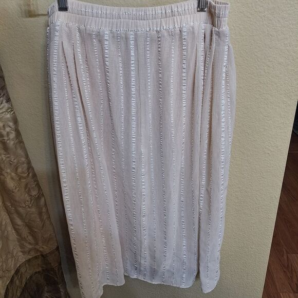 Forever 21 Womens Midi Skirt Beige Flowy Small - Picture 15 of 15